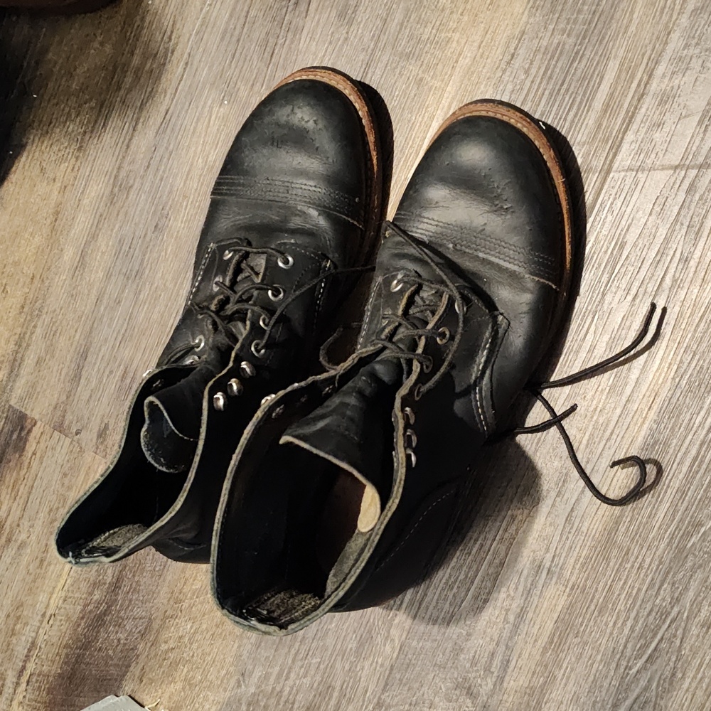 Red Wing Iron Ranger 6 inch Boot - Black 11.5